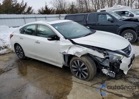 2018 Nissan Altima 2.5 from USA, damaged, VIN 1N4AL3AP8JC159704